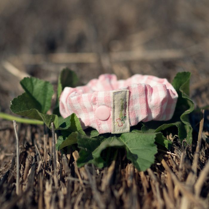 Pulsera de Lactancia Artesanal – Diseño Vichy Rosa