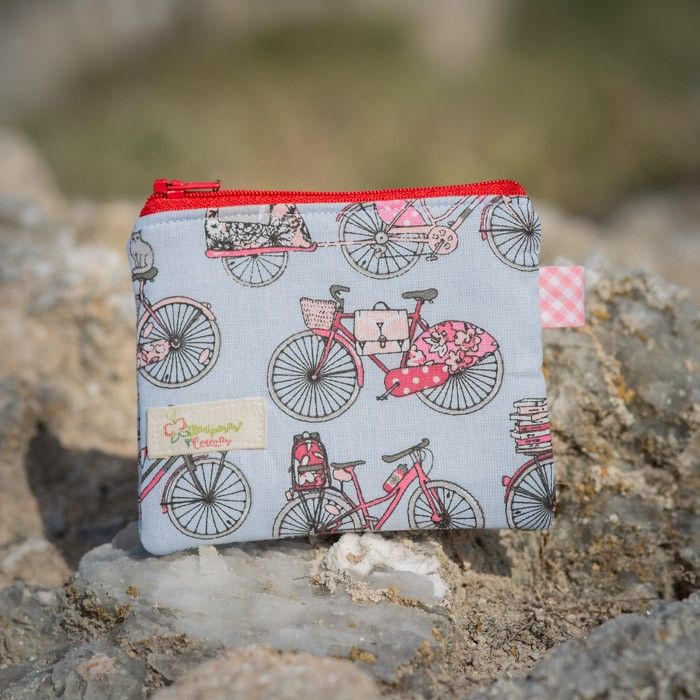 Monedero pequeño de tela hecho a mano con tela de bicicletas