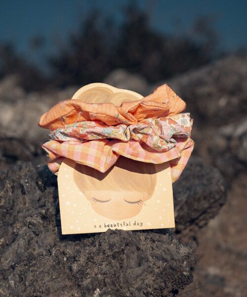 Pack de 3 coleteros florales y cuadros en tonos cálidos