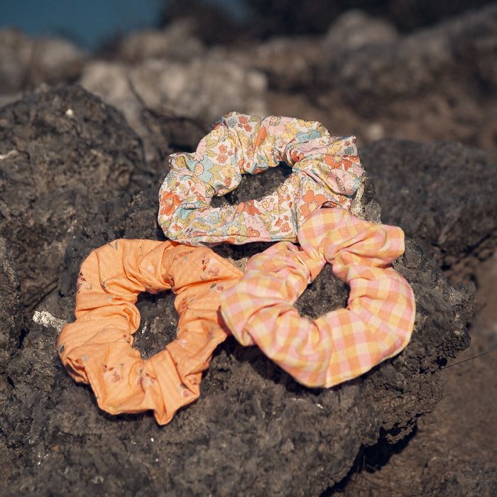 Pack de 3 coleteros florales y cuadros en tonos cálidos - Imagen 5