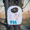 Babero infantil artesanal I ❤️ TÍA con corazón de princesas.