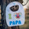 Babero infantil artesanal I ❤️ PAPÁ con corazón y búho.