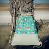 Mochila infantil grande de tela con estampado de zorritos del bosque hecha a mano.
