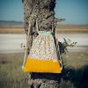 Mochila infantil grande de tela con estampado de fútbol y deporte hecha a mano.