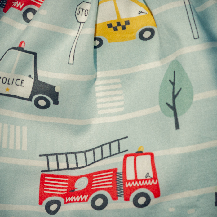 Mochila infantil grande de tela con estampado de vehículos de emergencia hecha a mano.