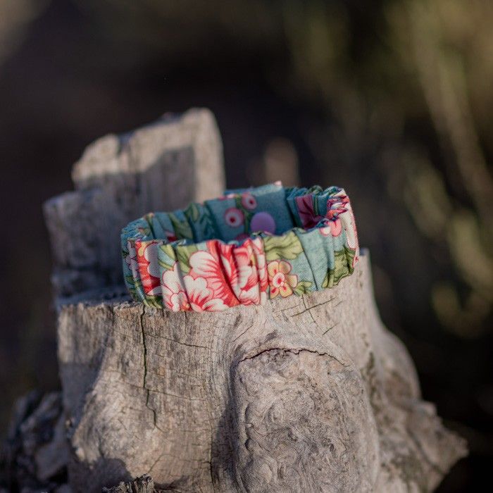 Pulsera de lactancia en flores rojas - Imagen 2